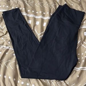 PeachyBunz Scrunch Leggings